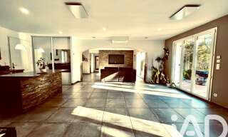 Maison 5 Pièces 120 m² à vendre à Nans-les-Pins (83860)