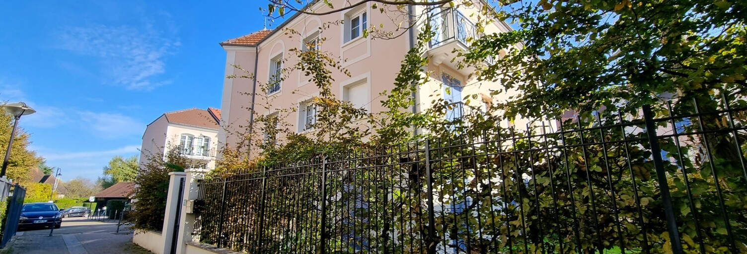 Appartement 1 Pièce 28 m² à vendre à Voisins-le-Bretonneux (78960)