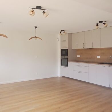 Appartement 3 pièces 215000 €