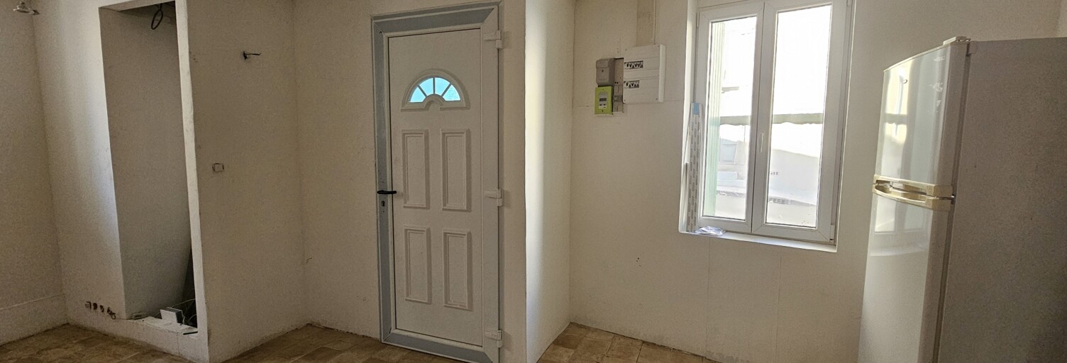 Immeuble  135 m² à vendre à Saint-Chinian (34360)