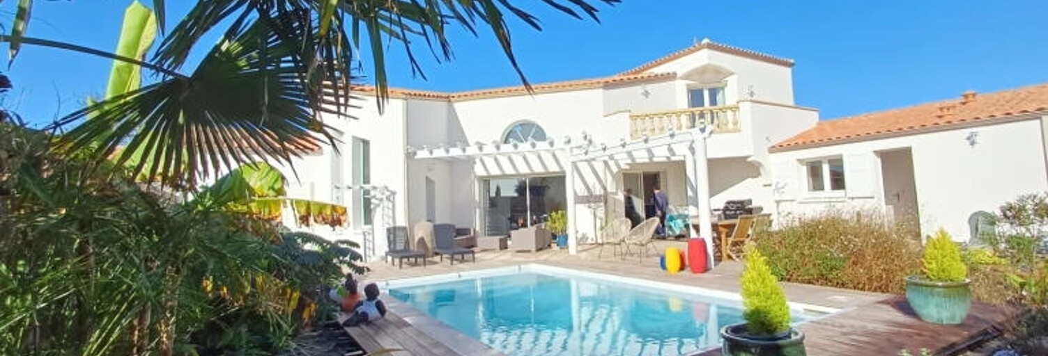 Maison 8 Pièces 254 m² à vendre à Saint-Denis-d'Oléron (17650)