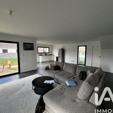 Maison 5 pièces 370000 €