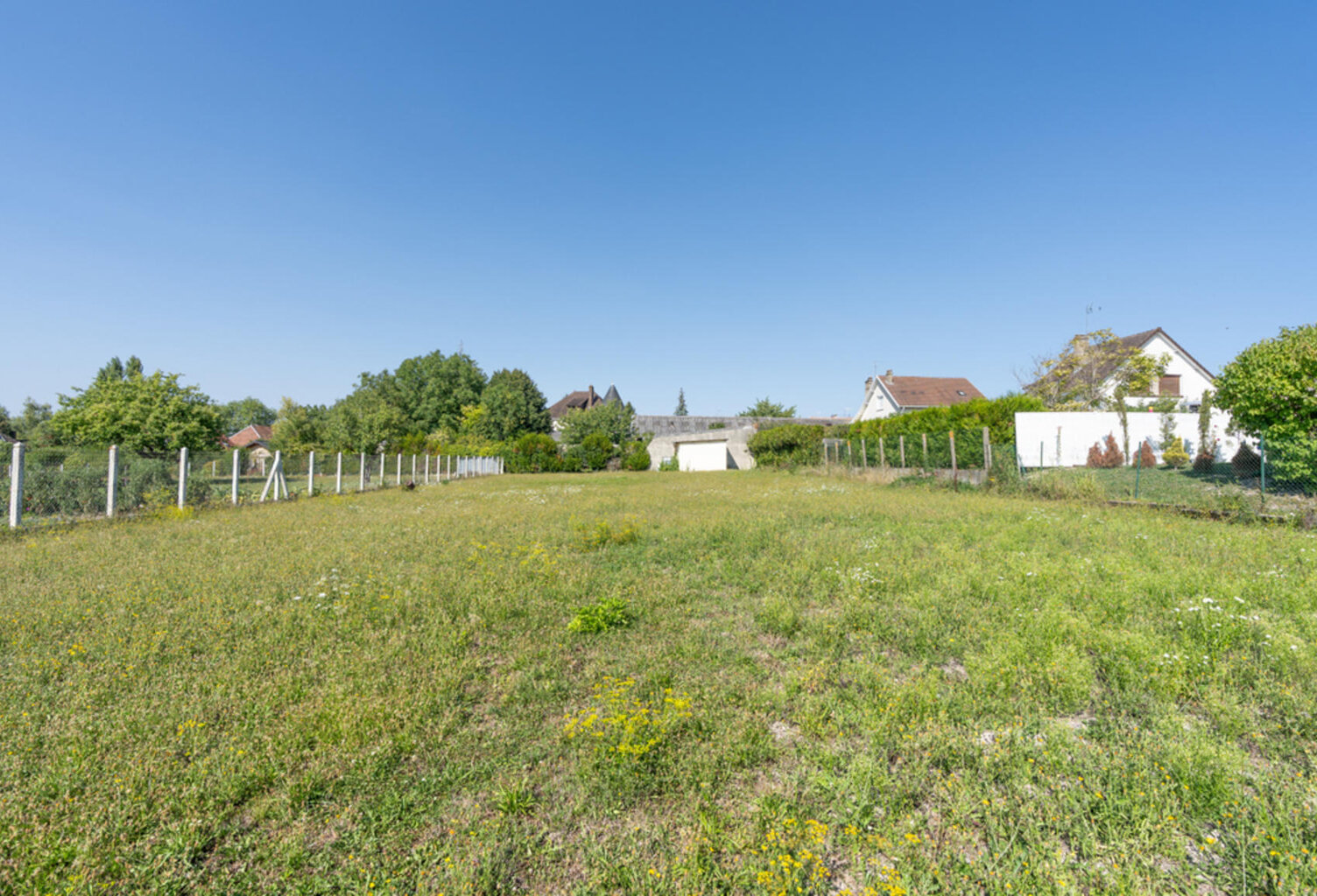 Vente terrain  1430 m² Saint-André-les-Vergers (10120) — photo 1