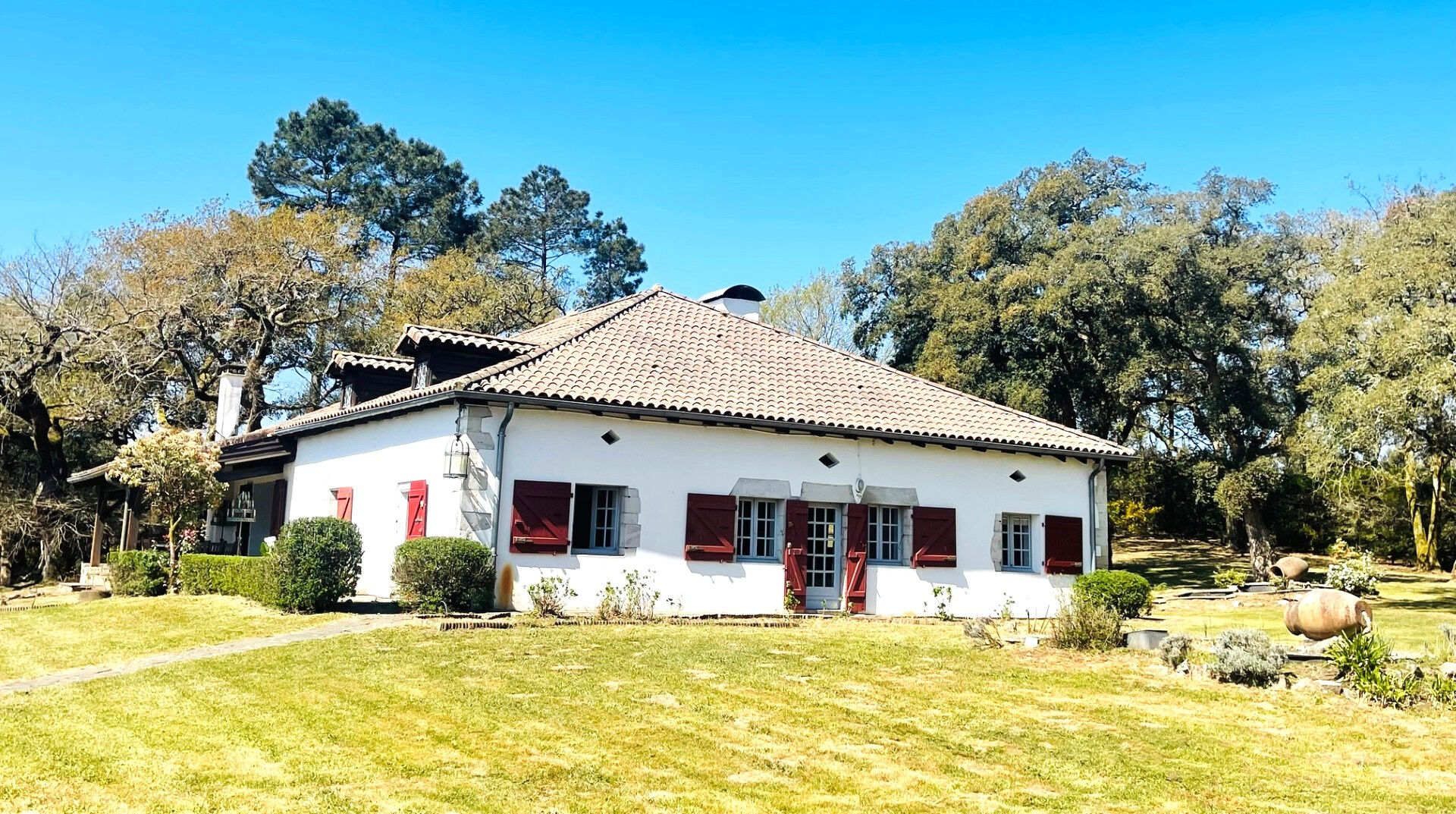 Villa / Maison  T9 à vendre Saint-Geours-de-Maremne 40230