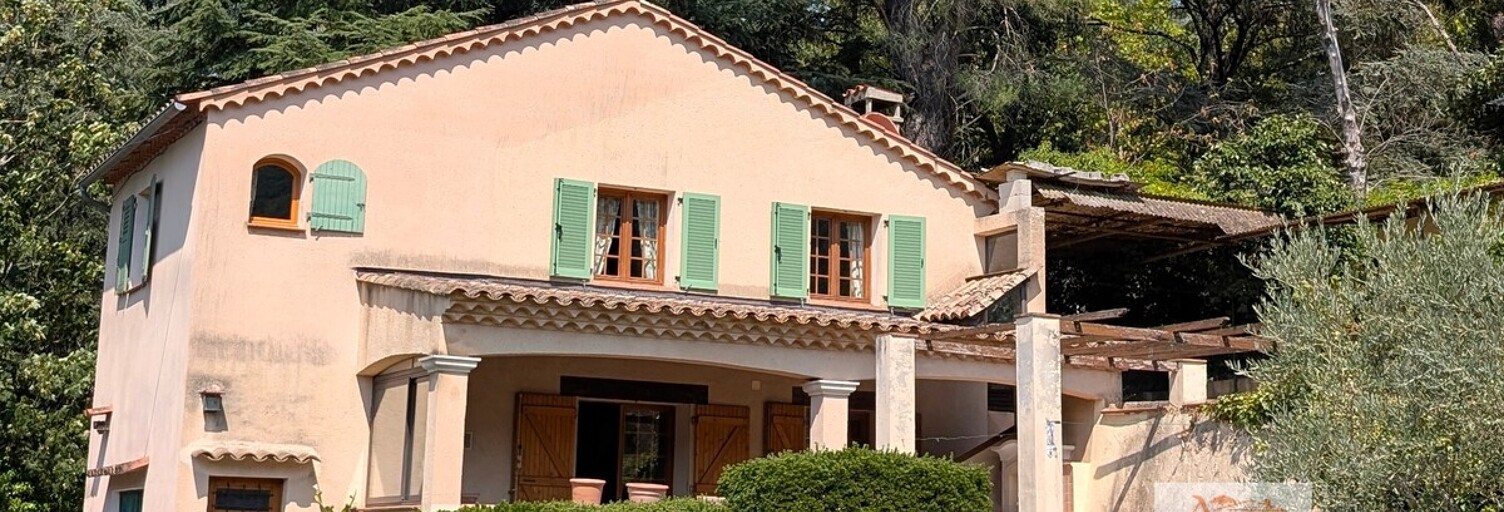 Maison 3 Pièces 72 m² à vendre à Collobrières (83610)