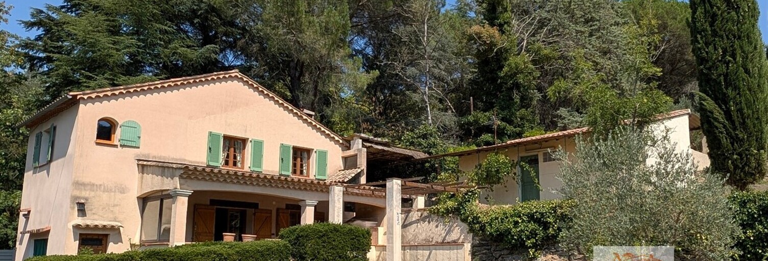 Maison 3 Pièces 72 m² à vendre à Collobrières (83610)