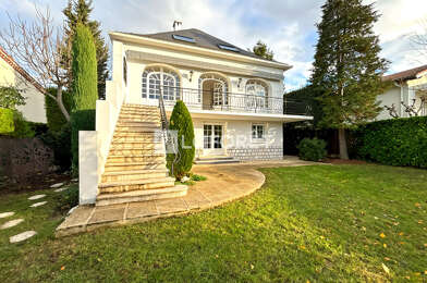 Maison 7 pièces 450000 €