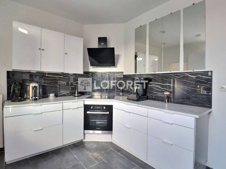 Opportunité rare à Seclin : maison 1930 avec jardin, proche commerces et écoles — photo 1