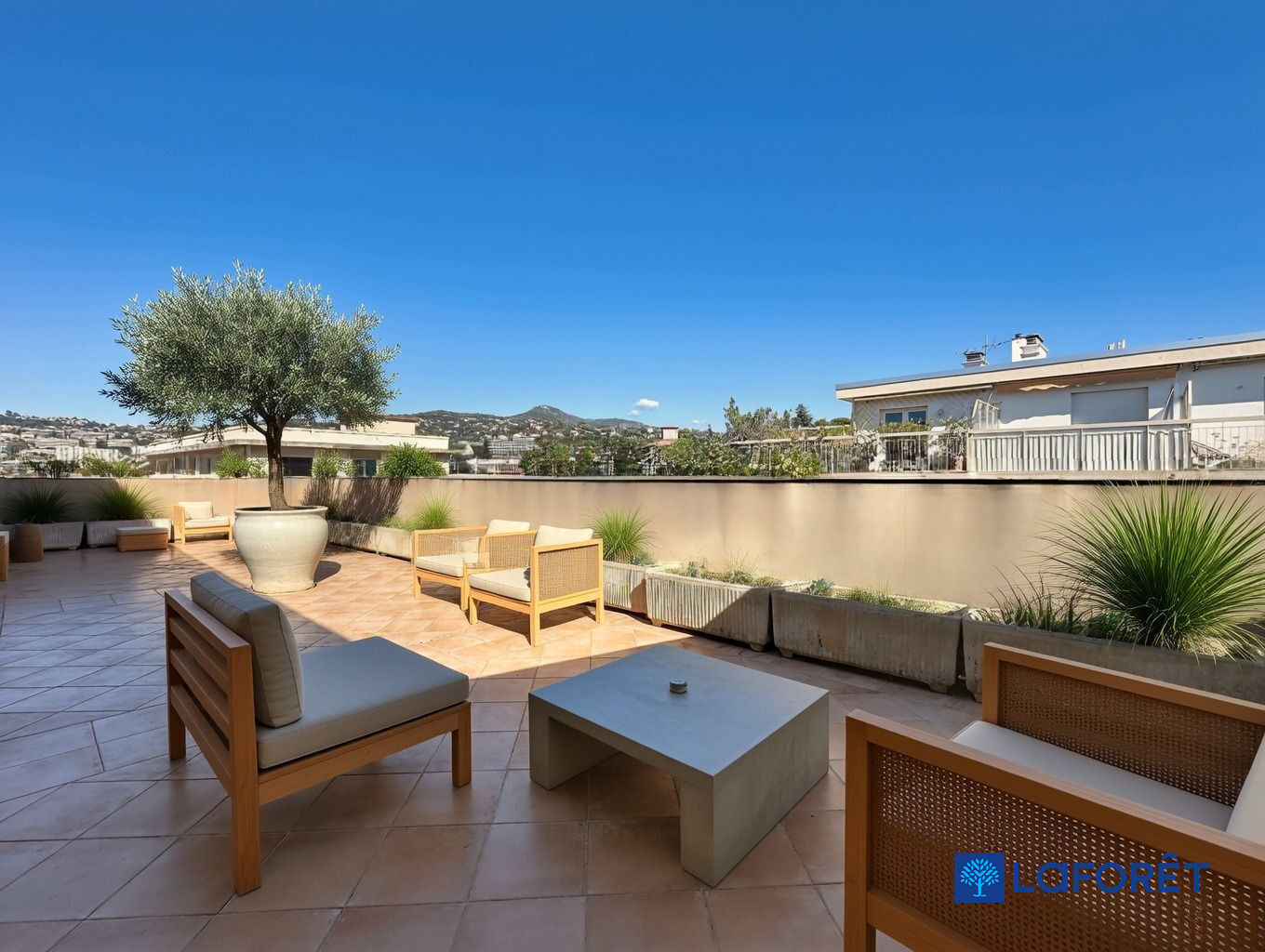 Duplex, dernier étage avec terrasses