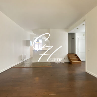 Appartement 2 pièces 860 €