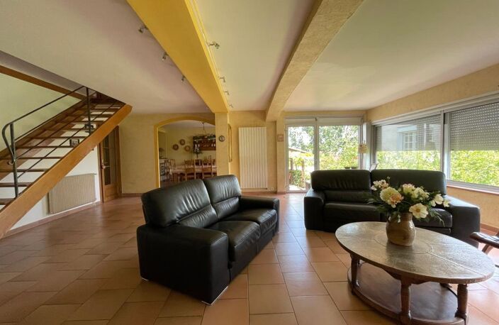 Vaste villa familiale à LABEAUME (07) — photo 5