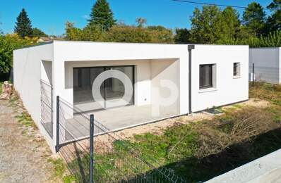 Maison moderne avec terrasse et garage — photo du bien