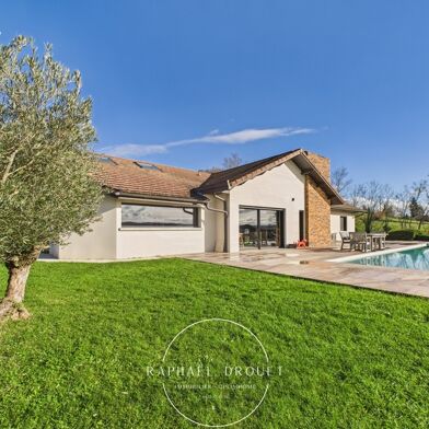 Maison 12 pièces 1250000 €