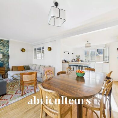 Appartement 5 pièces 498700 €