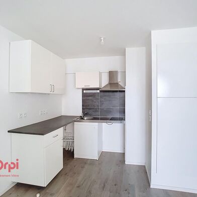 Appartement 2 pièces 672 €