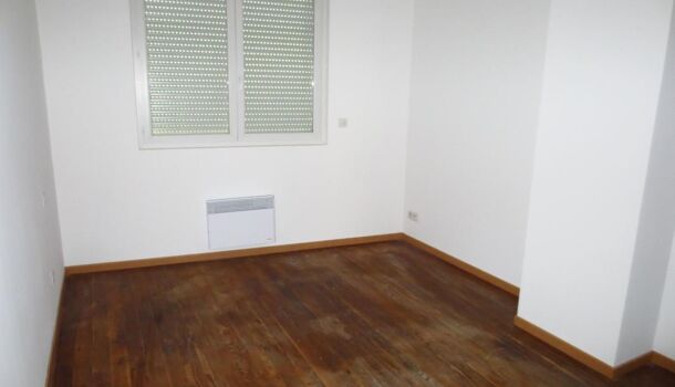 Villa / Maison 4 pièces  à louer Plaisance 32160