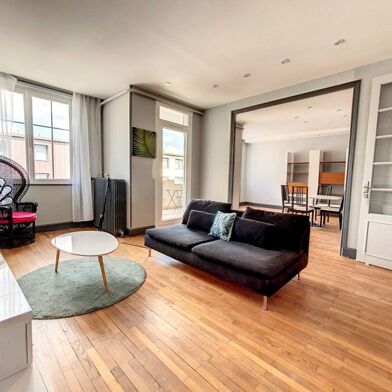 Appartement 2 pièces 1020 €