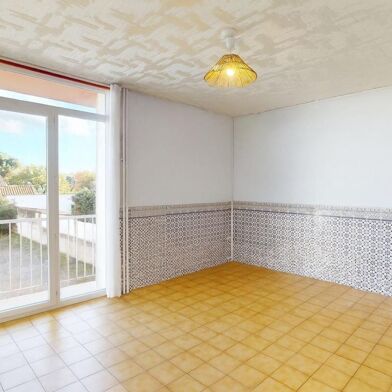 Appartement 4 pièces 162000 €