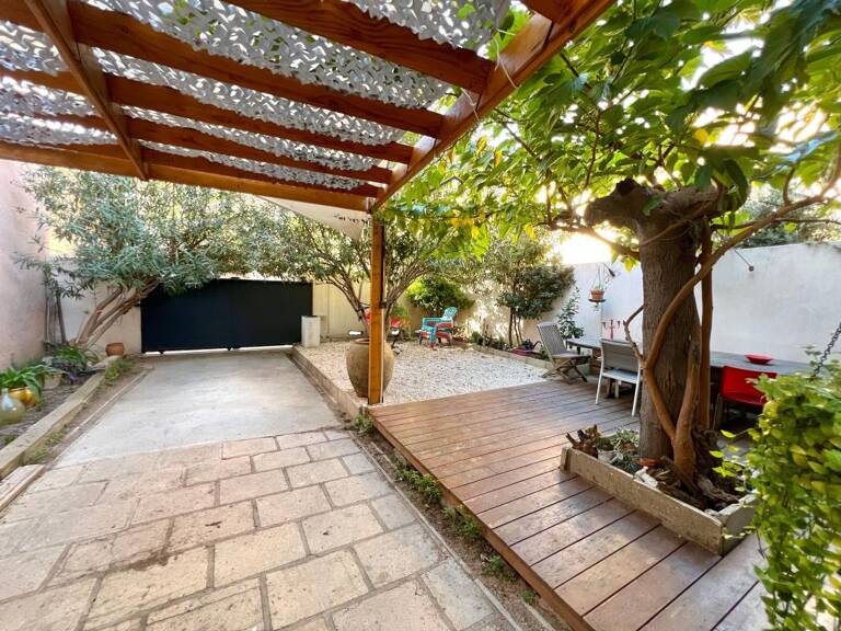 MAISON VIGNERONNE 195 M2 - GRAND GARAGE - EXTÉRIEURS — photo 1
