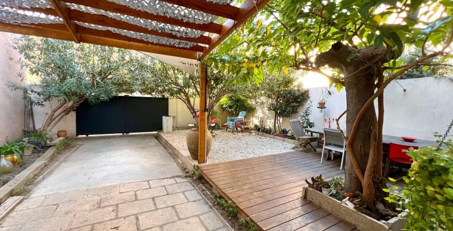 MAISON VIGNERONNE 195 M2 - GRAND GARAGE - EXTÉRIEURS — photo 1