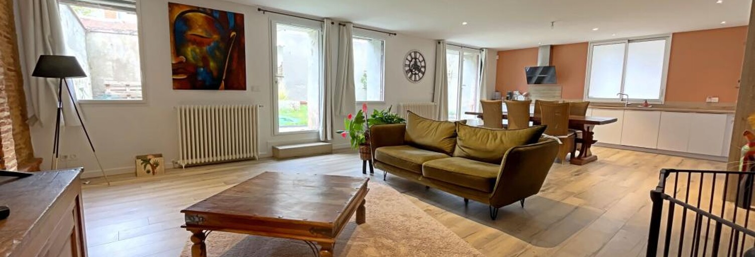 Maison 6 Pièces 220 m² à vendre à Lherm (31600)