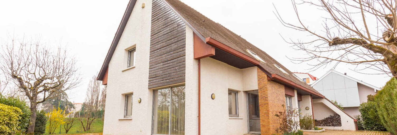 Maison 7 Pièces 215 m² à vendre à Dijon (21000)