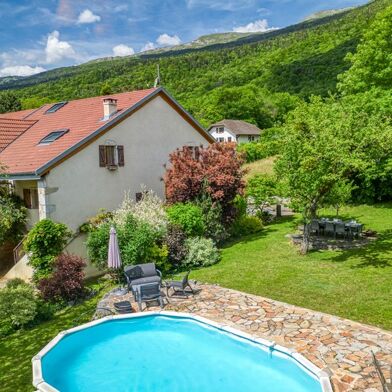 Maison 5 pièces 750000 €