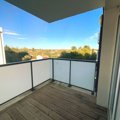 Appartement 2 pièces 96743 €