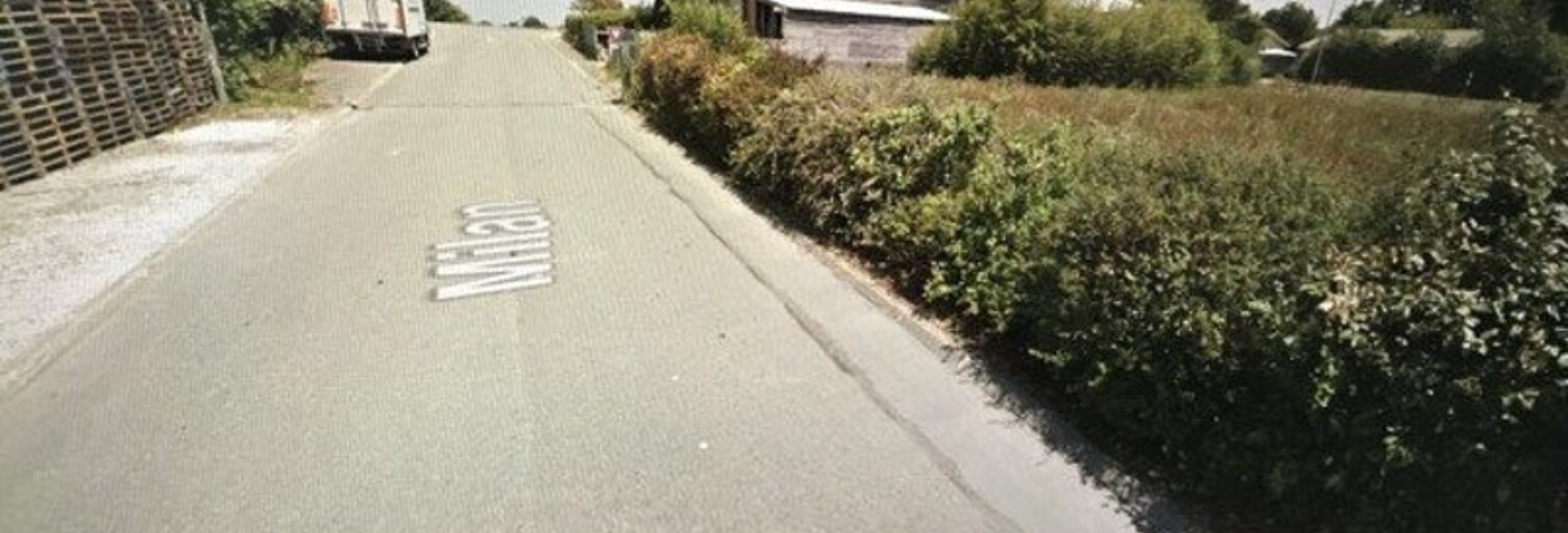 Terrain  3200 m² à vendre à Montlieu-la-Garde (17210)