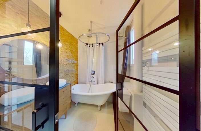 Appartement à vendre  RENNES– VOLNEY / PRAIRIES SAINT-MARTIN - T3  de 64 m² – CHARME DE L’ANCIEN, POÊLE À BOIS, 2 SALLES D’EAU — photo 2