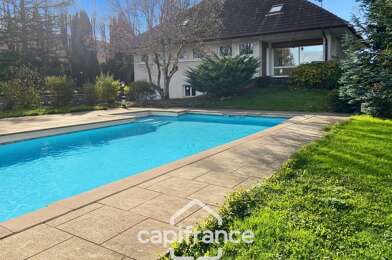 Maison 8 pièces 373000 €