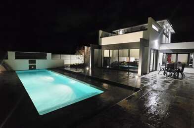 Maison 4 pièces 738000 €