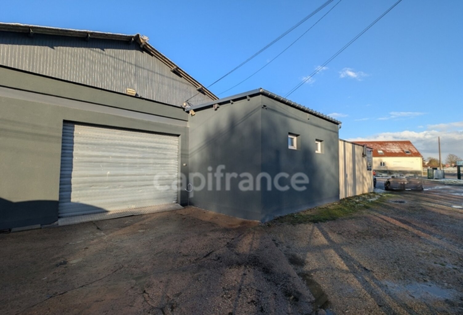 Local/bureau à vendre SARCEAUX (61) — photo 1