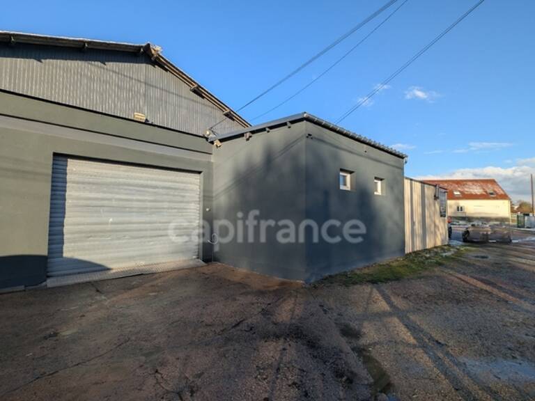 Local/bureau à vendre SARCEAUX (61) — photo 1