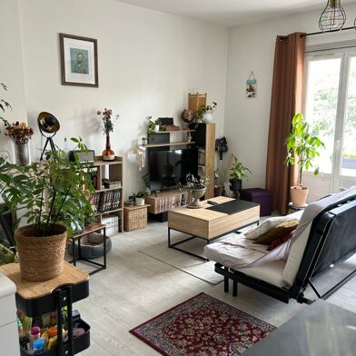 Appartement 3 pièces 570 €