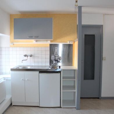 Appartement 1 pièces 370 €