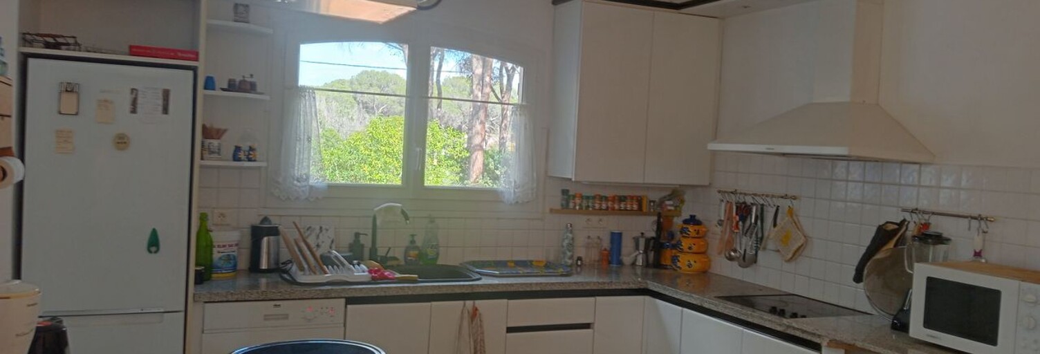 Maison 5 Pièces 190 m² à louer à Saint-Raphaël (83530)