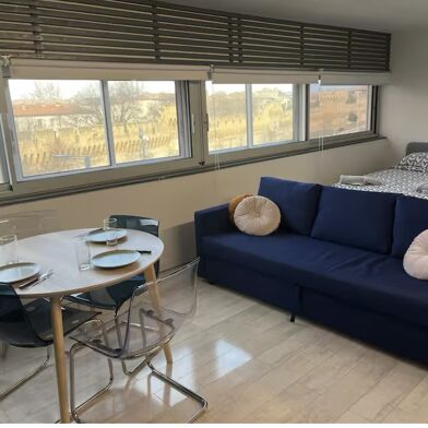 Appartement 1 pièces 700 €