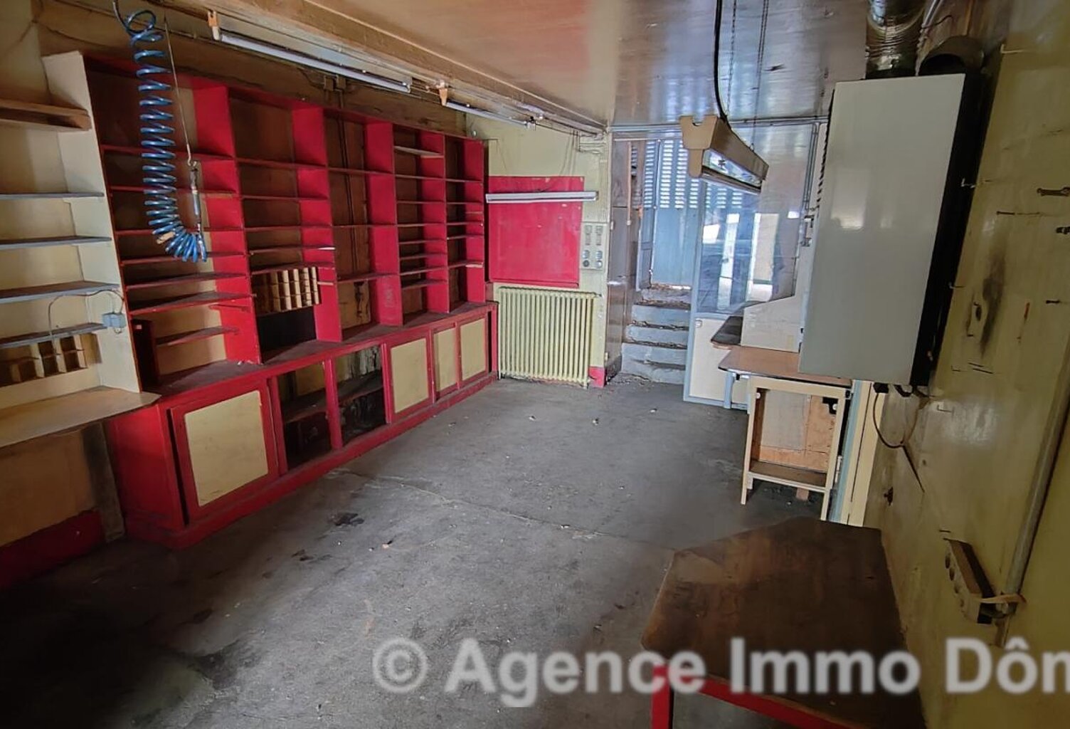 Murs local commercial, 94 m² — photo 1