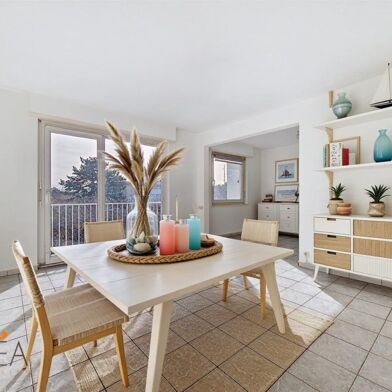 Appartement 4 pièces 93000 €