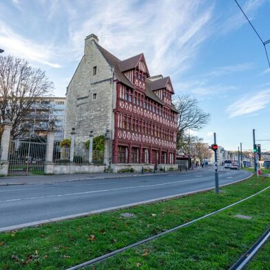 Immeuble  810000 €