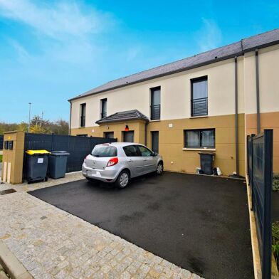 Maison 5 pièces 1550 €