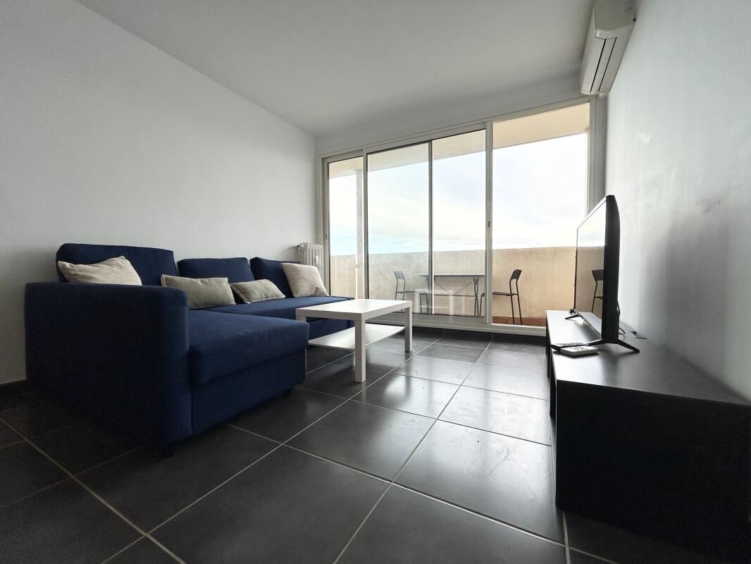 À louer - t3 meublé - toulon quartier claret - ascenseur et balcon