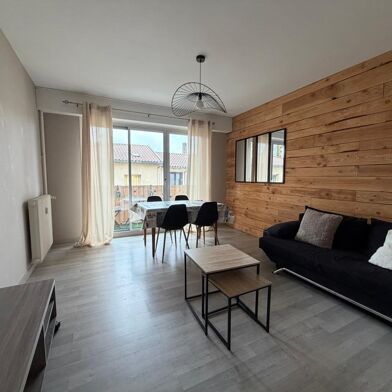 Appartement 2 pièces 720 €