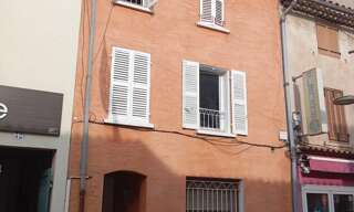 Immeuble  160 m² à vendre à La Crau (83260)