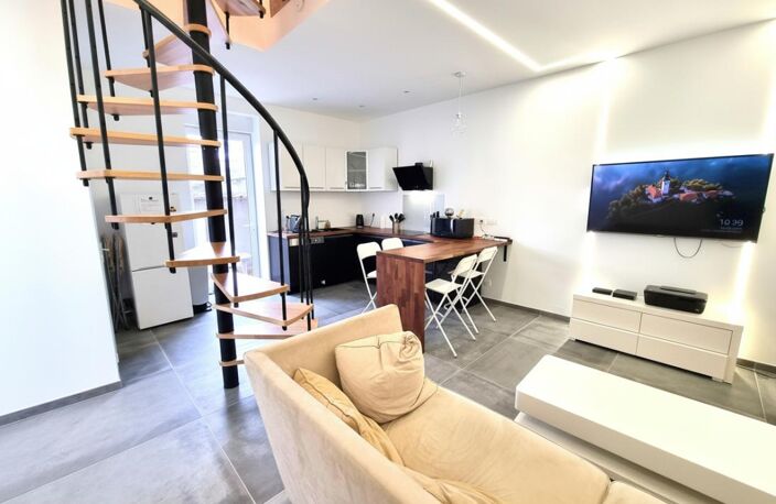 Saint Priest (69800), Maison de ville 4 pièces, d'env.72m² hab, 3 ch, Terrasse. Exc.état! — photo 3