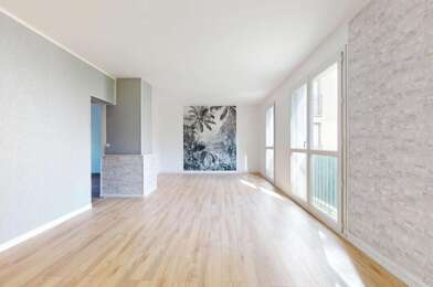 Appartement 4 pièces 158000 €