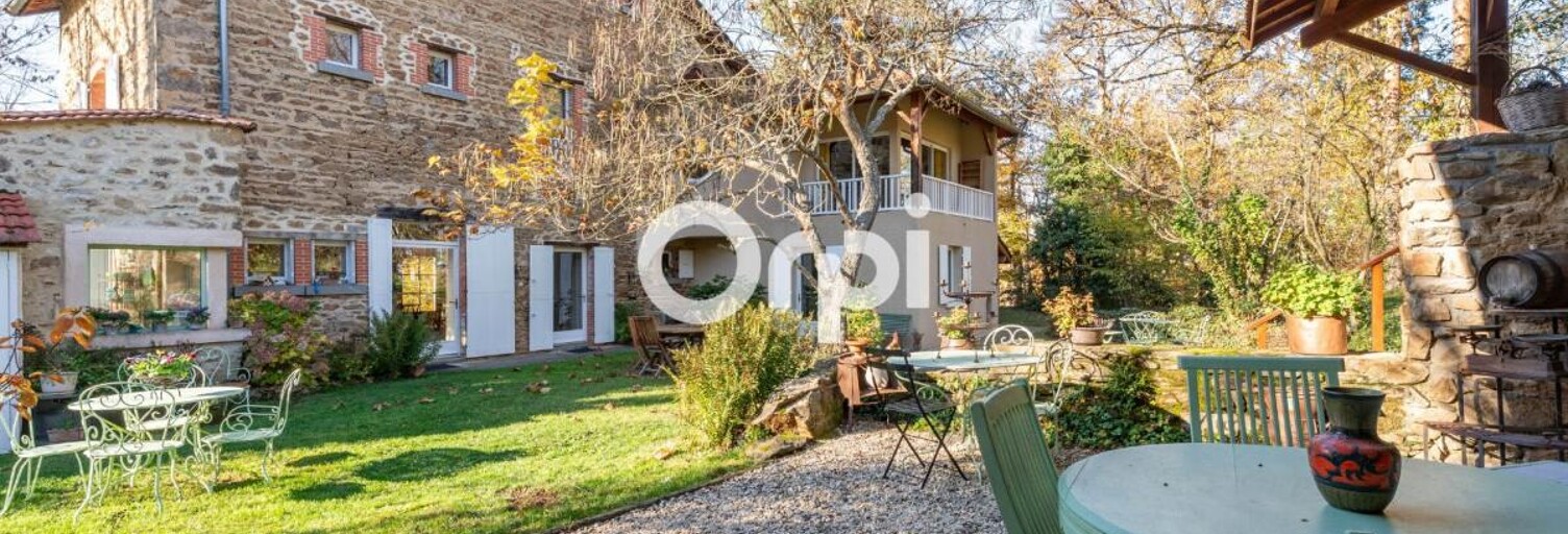 Maison 5 Pièces 237 m² à vendre à Saint-Martin-en-Haut (69850)