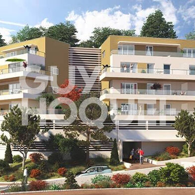 Appartement 3 pièces 860 €