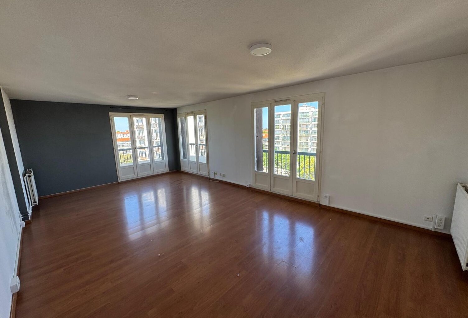 Location appartement 4 pièces 102 m² à Perpignan (66100) — photo 1